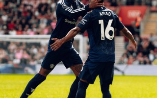 爱体育-曼联签下新后卫，阵容再添新力量