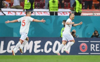 爱体育官方网站-北马其顿振奋人心：奥地利拼命反扑