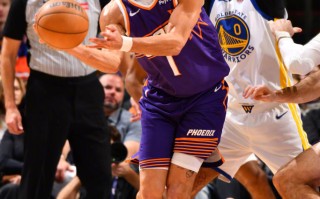 爱体育官网-勇士主场大胜太阳，库里砍下全场最高34分