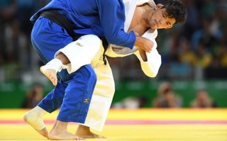 爱体育官方网站-荷兰柔道选手发挥神勇，多人成功挺进4强