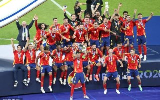 爱体育-欧洲锦标赛冠军揭晓，西班牙队夺冠！