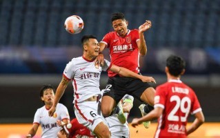 爱体育官网-强队上演激烈较量，双方战平收场