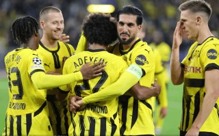 爱体育官网-多特蒙德勇夺胜利，晋级决赛