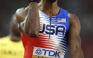 爱体育官方网站-美国篮球队备战世锦赛，拼尽全力冲刺冠军！