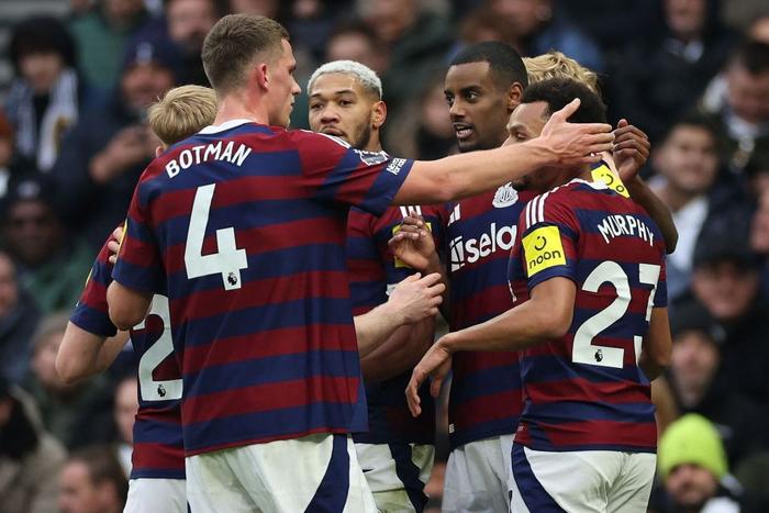 爱体育官网-重庆力帆客场扳平比分,武汉卓尔未能奏凯-第2张图片-爱体育官方网站 爱体育官网-重庆力帆客场扳平比分,武汉卓尔未能奏凯-第2张图片-爱体育官方网站