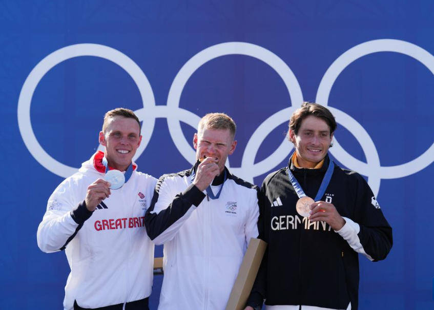 爱体育-新西兰队积极斗志,成功进军半决赛-第1张图片-爱体育官方网站 爱体育-新西兰队积极斗志,成功进军半决赛-第1张图片-爱体育官方网站