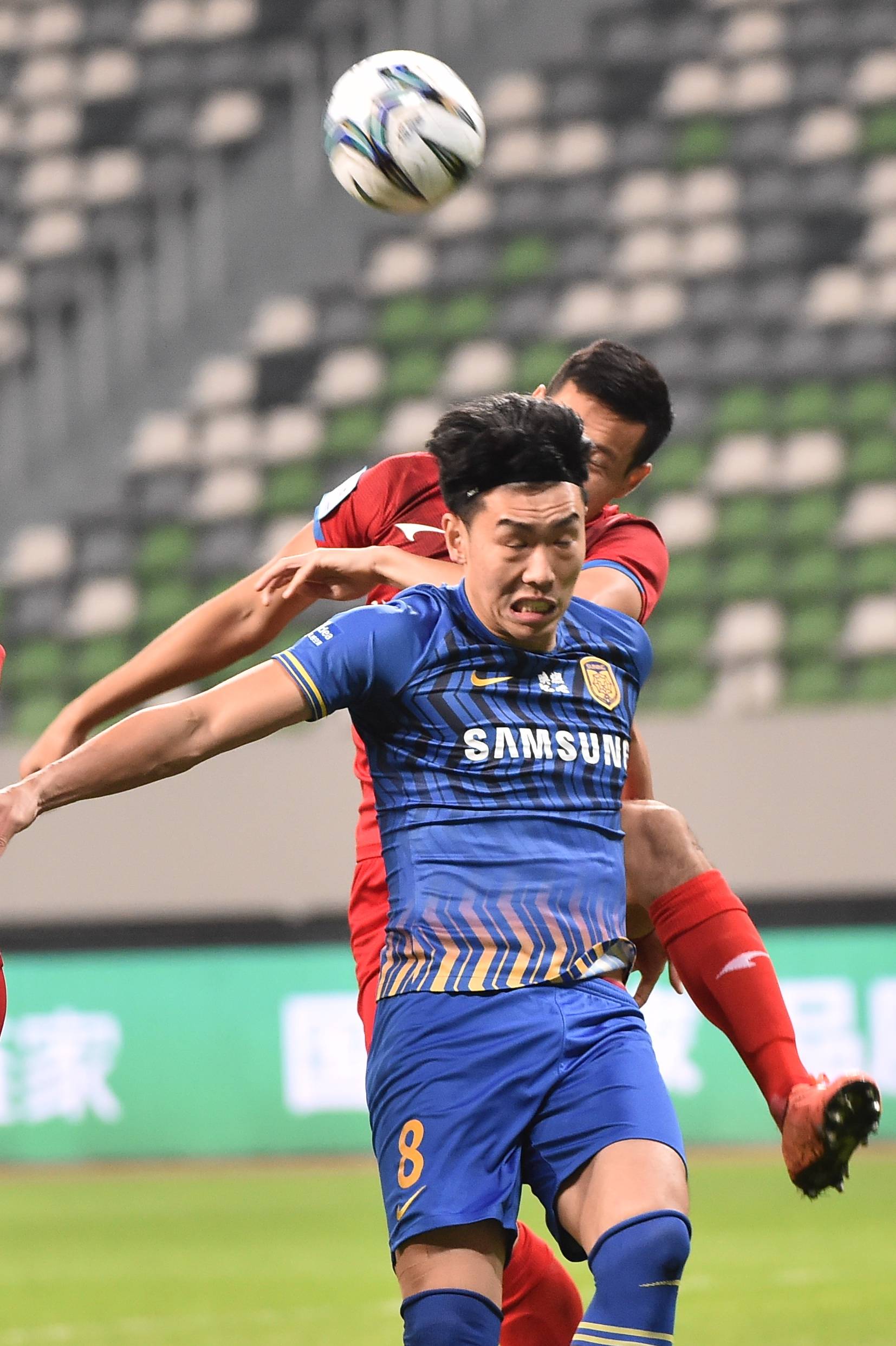 爱体育官方网站-江苏苏宁遭遇青岛黄海绝平,争议不断-第1张图片-爱体育官方网站 爱体育官方网站-江苏苏宁遭遇青岛黄海绝平,争议不断-第1张图片-爱体育官方网站