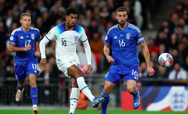 爱体育官方网站-精彩绝伦!欧预赛重磅对抗惹人期待-第2张图片-爱体育官方网站 爱体育官方网站-精彩绝伦!欧预赛重磅对抗惹人期待-第2张图片-爱体育官方网站