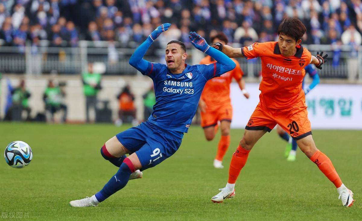 爱体育官网-狼队士气低迷,遭遇球队困境-第1张图片-爱体育官方网站 爱体育官网-狼队士气低迷,遭遇球队困境-第1张图片-爱体育官方网站