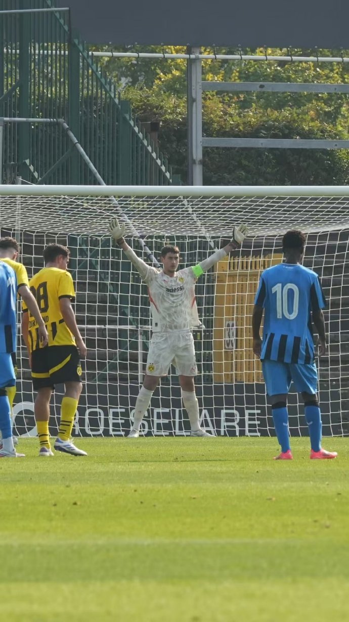 爱体育官方网站-罗马外援缺席,布鲁日或能乘机逆袭-第2张图片-爱体育官方网站 爱体育官方网站-罗马外援缺席,布鲁日或能乘机逆袭-第2张图片-爱体育官方网站