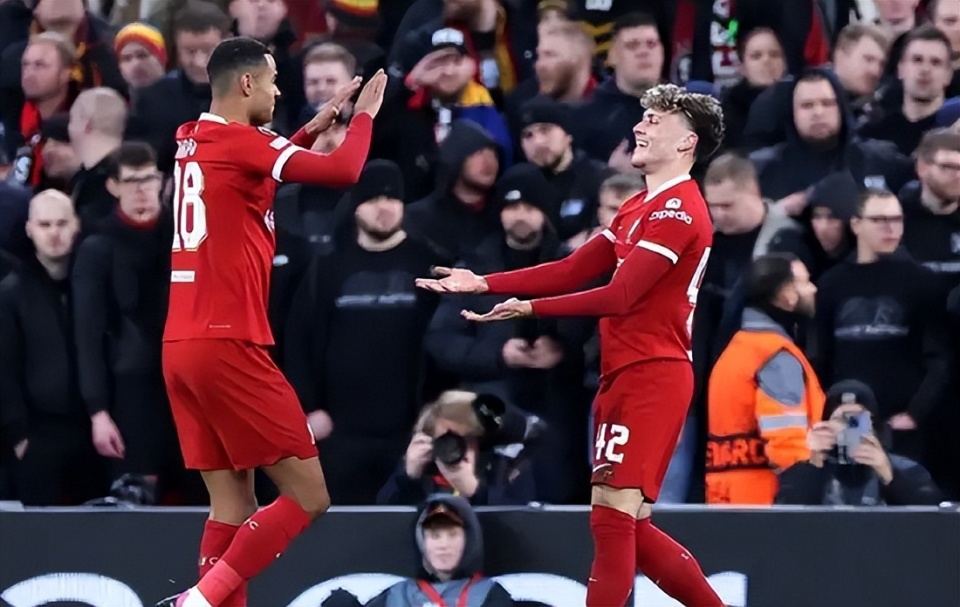 爱体育-曼联败给利物浦,球队陷入危机-第1张图片-爱体育官方网站 爱体育-曼联败给利物浦,球队陷入危机-第1张图片-爱体育官方网站