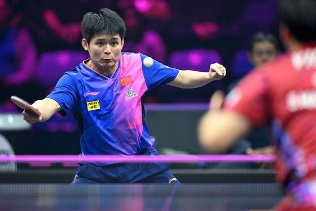 爱体育-法兰克福表现出色,打败对手成功摘得三分-第2张图片-爱体育官方网站 爱体育-法兰克福表现出色,打败对手成功摘得三分-第2张图片-爱体育官方网站