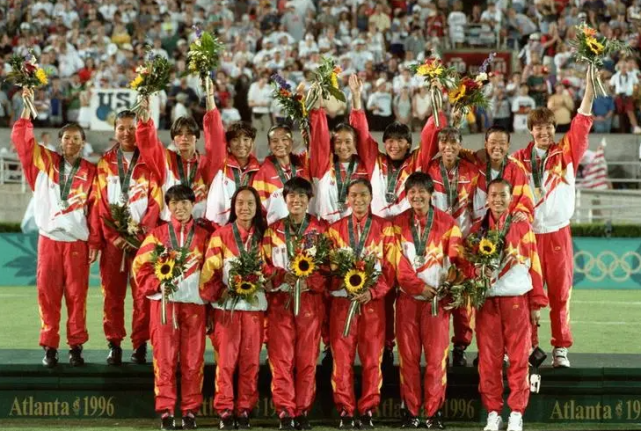 爱体育官方网站-非洲热门：埃及女足队长入选最佳阵容-第2张图片-爱体育官方网站