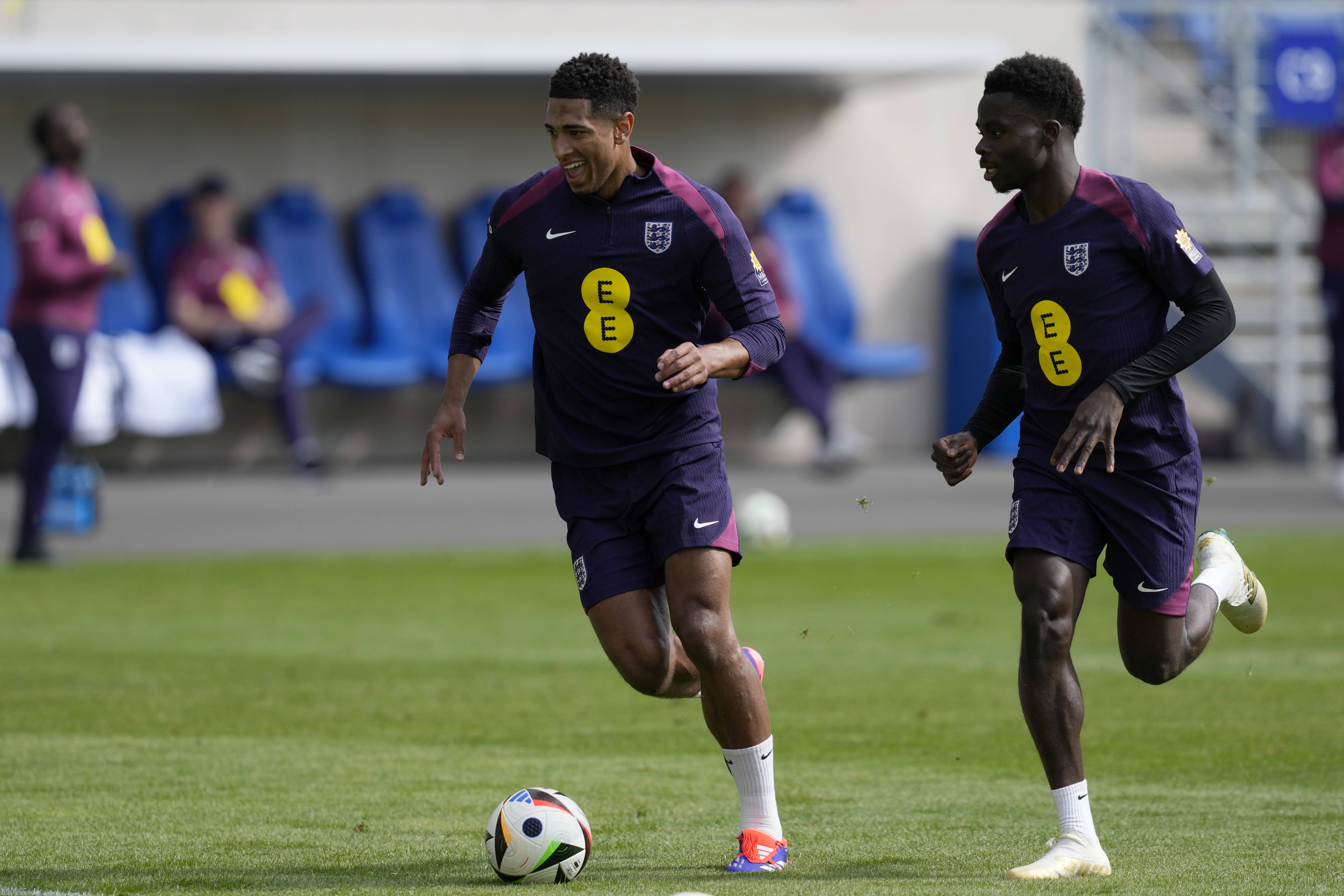 爱体育官方网站-欧预赛比赛期间,英格兰队踢出高水平表现-第1张图片-爱体育官方网站 爱体育官方网站-欧预赛比赛期间,英格兰队踢出高水平表现-第1张图片-爱体育官方网站