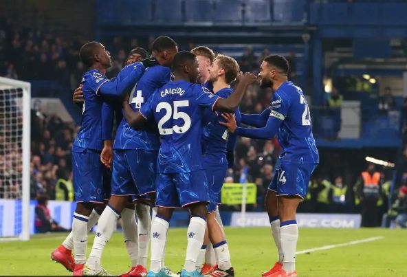 爱体育-狼队换帅后首胜,球迷欢呼雀跃-第2张图片-爱体育官方网站 爱体育-狼队换帅后首胜,球迷欢呼雀跃-第2张图片-爱体育官方网站