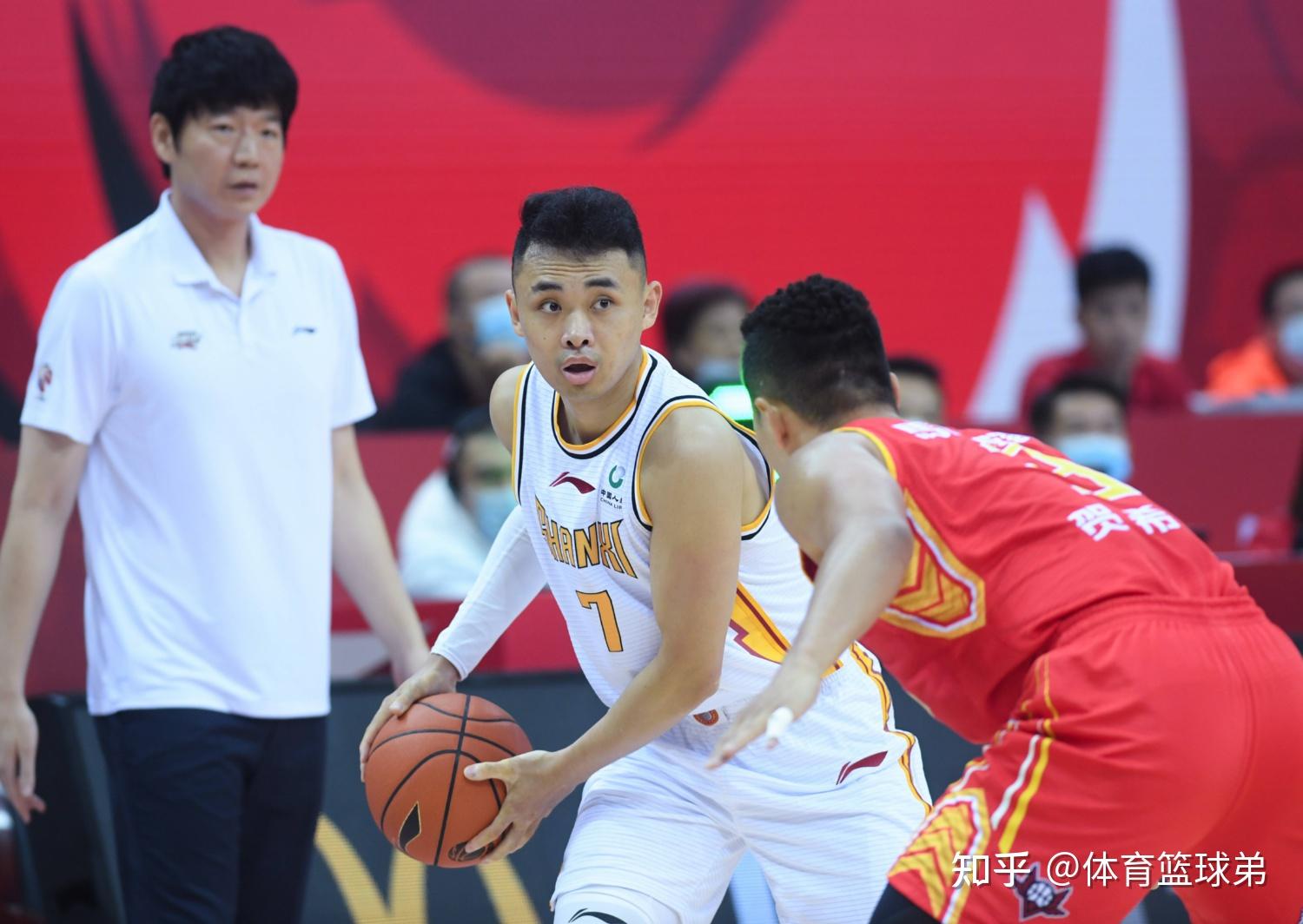 爱体育官方网站-澳门逆袭山西,关键球员闪现领队追赶前行-第2张图片-爱体育官方网站 爱体育官方网站-澳门逆袭山西,关键球员闪现领队追赶前行-第2张图片-爱体育官方网站