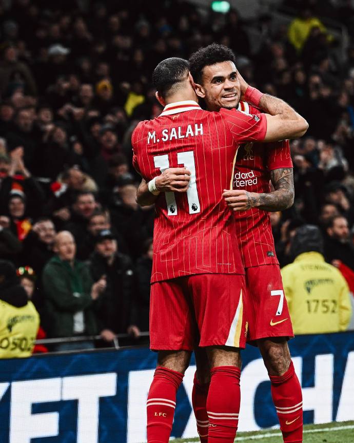 爱体育官网-萨拉赫助攻佩雷拉破门,利物浦客场击败阿森纳-第1张图片-爱体育官方网站 爱体育官网-萨拉赫助攻佩雷拉破门,利物浦客场击败阿森纳-第1张图片-爱体育官方网站