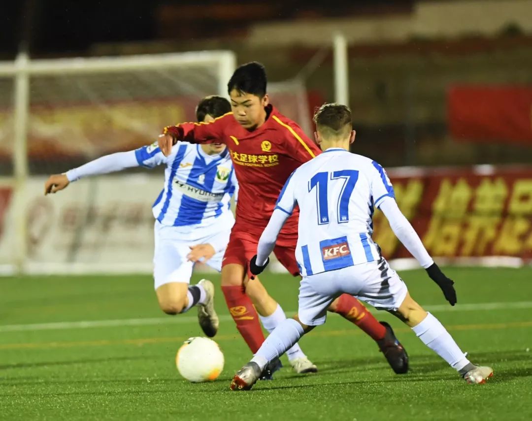 爱体育-法属圭亚那队在欧预赛比赛中领先,团队精神-第2张图片-爱体育官方网站 爱体育-法属圭亚那队在欧预赛比赛中领先,团队精神-第2张图片-爱体育官方网站