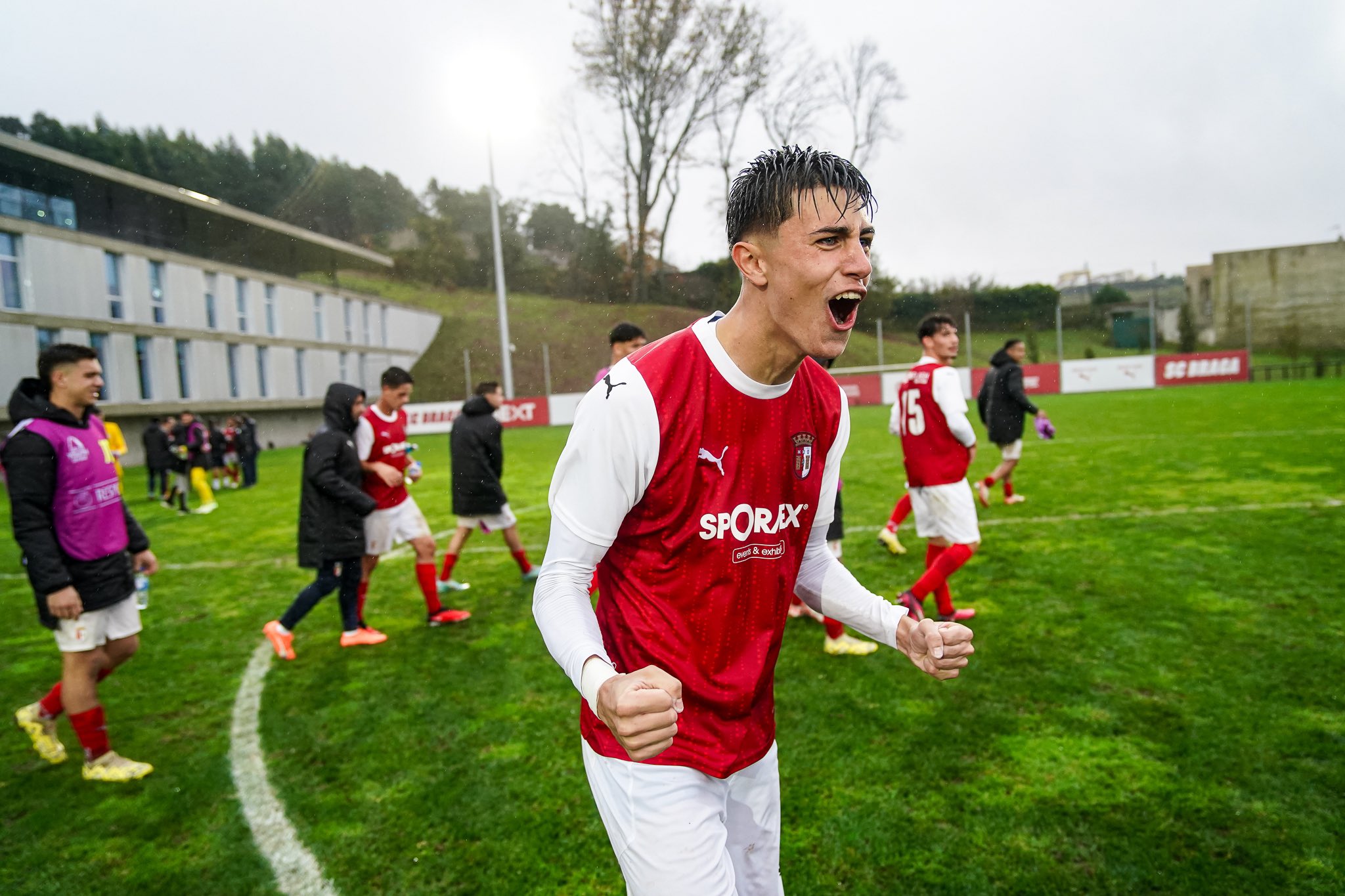 爱体育-柏林赫塔一球小胜,卫冕雏鹰-第2张图片-爱体育官方网站 爱体育-柏林赫塔一球小胜,卫冕雏鹰-第2张图片-爱体育官方网站