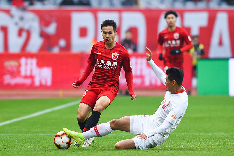 爱体育官方网站-泰达战胜富力,佩雷拉进球但未能助球队逆转比分-第2张图片-爱体育官方网站 爱体育官方网站-泰达战胜富力,佩雷拉进球但未能助球队逆转比分-第2张图片-爱体育官方网站