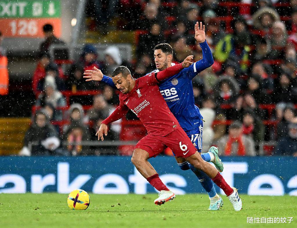 爱体育官方网站-利物浦客场战胜埃弗顿,继续保持领先-第1张图片-爱体育官方网站 爱体育官方网站-利物浦客场战胜埃弗顿,继续保持领先-第1张图片-爱体育官方网站