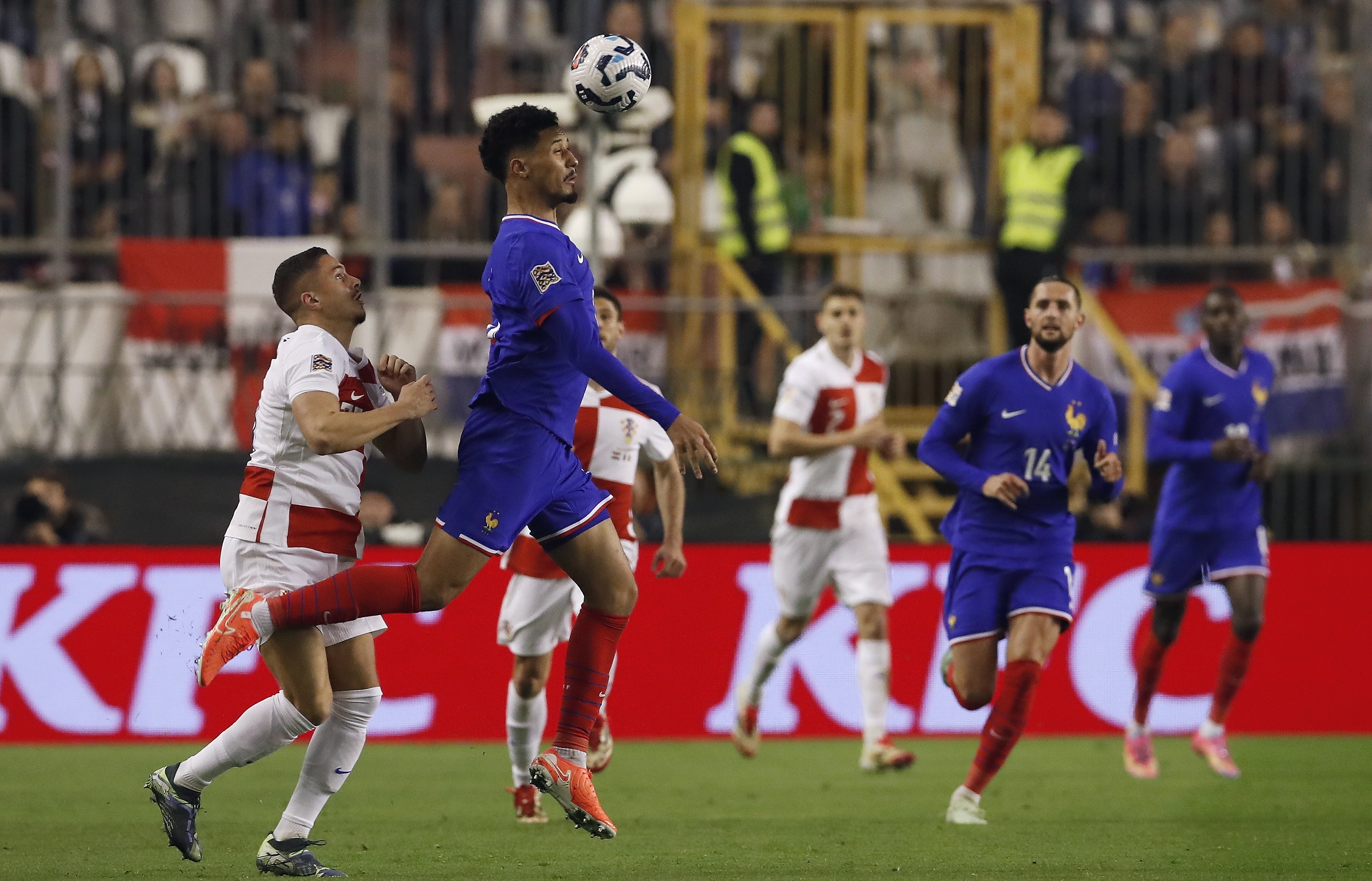 爱体育官方网站-克罗地亚遭逆转,惨遭欧预赛淘汰-第2张图片-爱体育官方网站 爱体育官方网站-克罗地亚遭逆转,惨遭欧预赛淘汰-第2张图片-爱体育官方网站