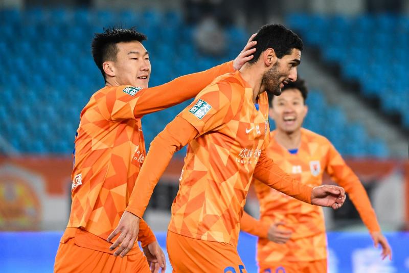 爱体育官方网站-鲁能对阵绿城,主场之利将是关键-第2张图片-爱体育官方网站 爱体育官方网站-鲁能对阵绿城,主场之利将是关键-第2张图片-爱体育官方网站