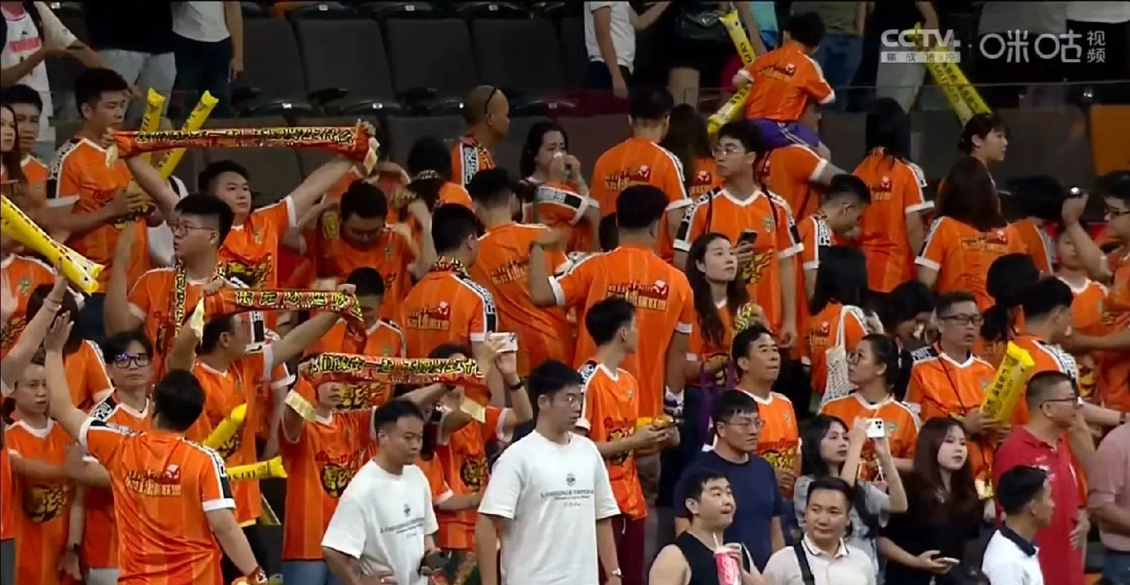 爱体育官方网站-俱乐部赛事惊现外援飞天一脚-第1张图片-爱体育官方网站 爱体育官方网站-俱乐部赛事惊现外援飞天一脚-第1张图片-爱体育官方网站